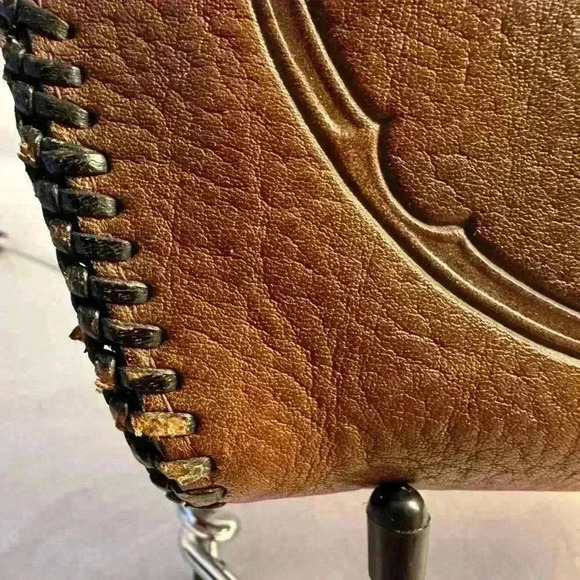 1920s leather embossed design purse. - Picture 3 of 13